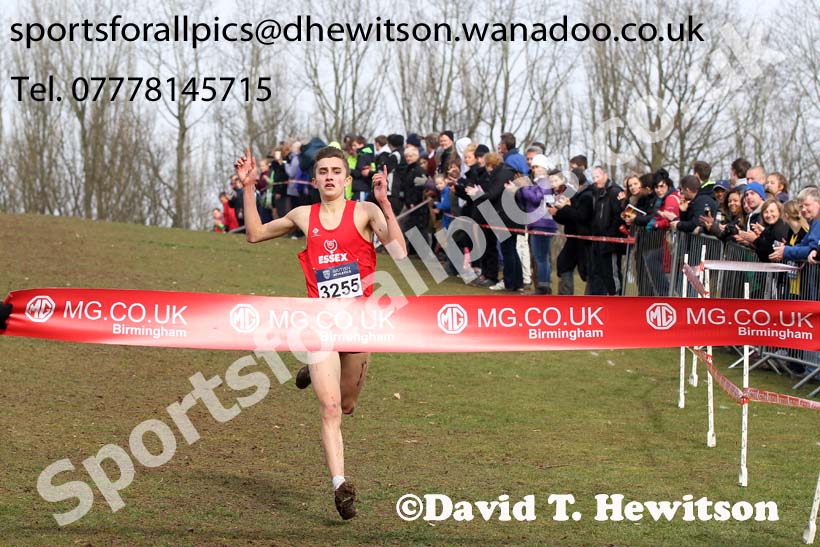 Jordan Rowe (Essex) wins the under-17 mens Inter Counties Cross Country, Cofton Park, Birmingham. Photo: David T. Hewitson/Sports for All Pics